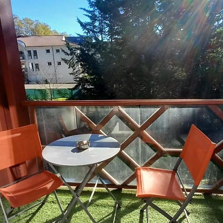 Le Petit Park-Studio-Terrasse- Piscine-Wifi Fibre Apartment Pau Exterior foto